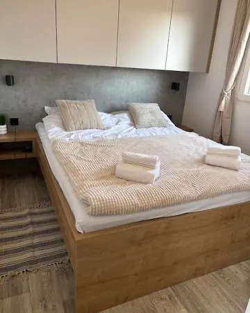 Casa Verona Kamp Heron Island